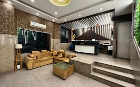 Hotel The Best Delhi Airport